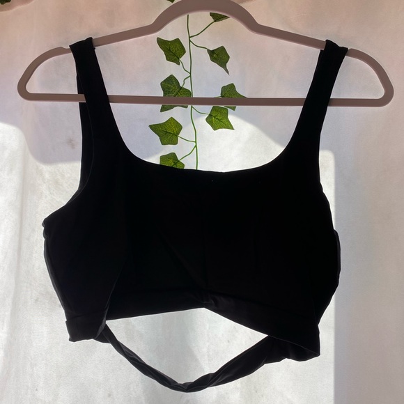 Black cropped top - Picture 3 of 3